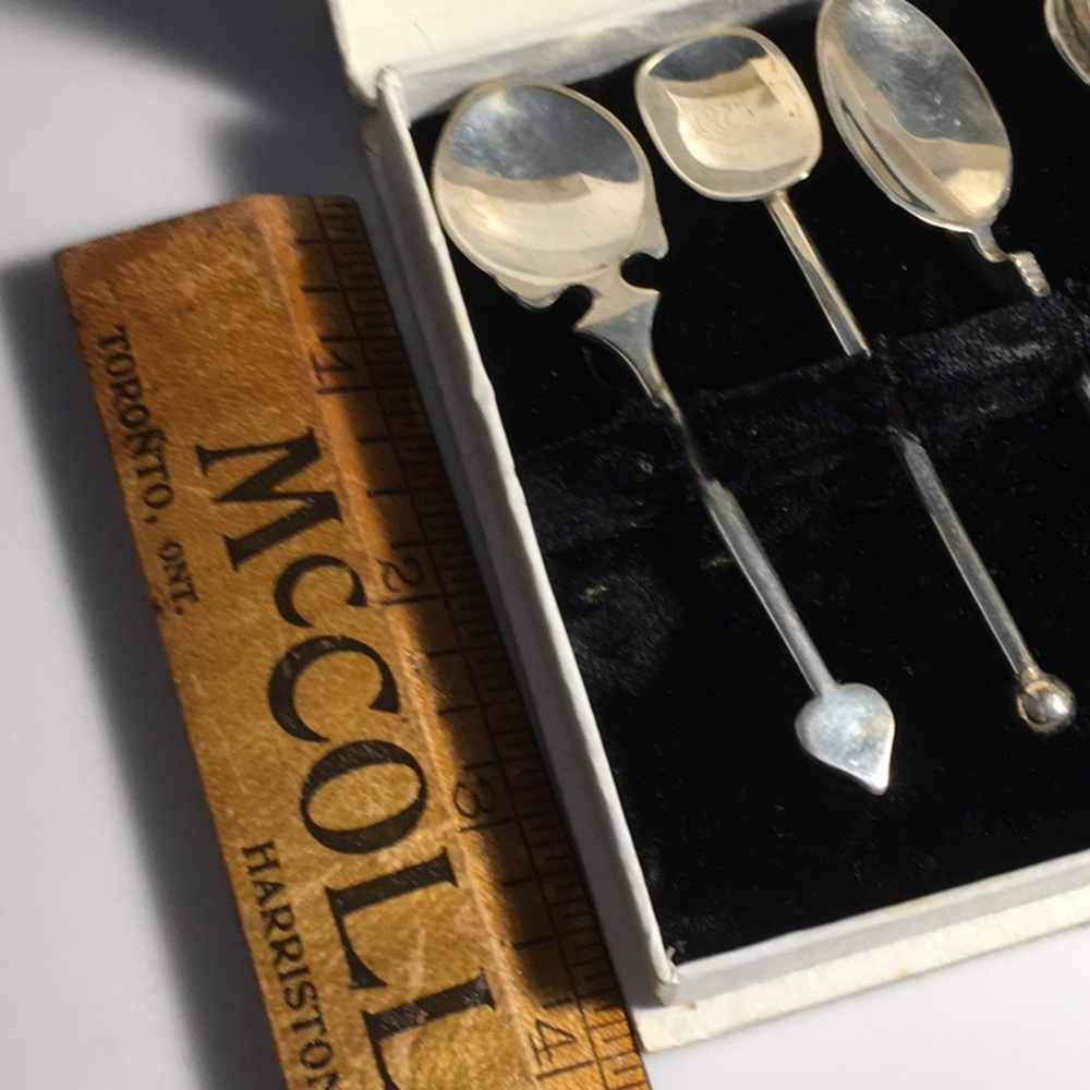 Vintage silver tiny spoons - Picture 7 of 7